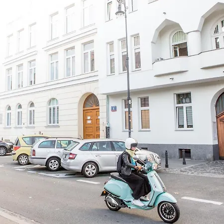 Apartament Oomph Vintage 2Br Gem Steps From Politechnika Warszawa Zewnętrze zdjęcie