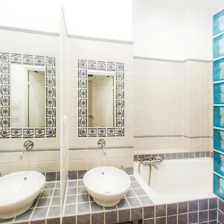 Apartament Oomph Vintage 2Br Gem Steps From Politechnika Warszawa Zewnętrze zdjęcie